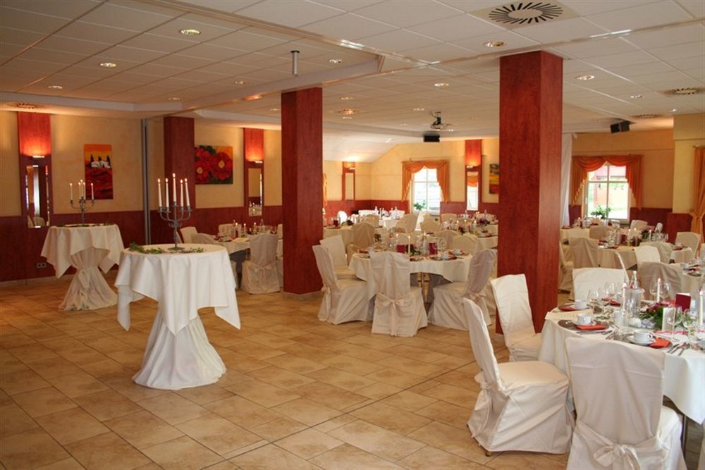 Landhotel Gross Schneer Hof Friedland  Eksteriør bilde