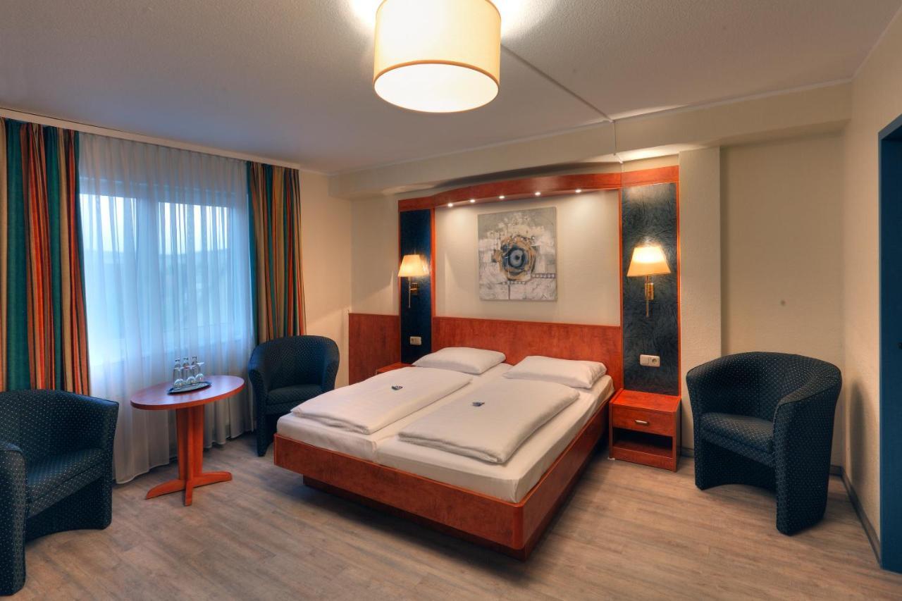 Landhotel Gross Schneer Hof Friedland  Eksteriør bilde